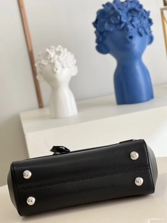 WIS VUITTON CHANELUNY LOUIS BB 1225